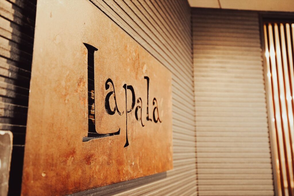 写真撮影 女子一人旅 撮影中写真