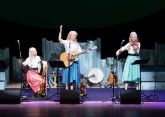 ザ・ゴサード・シスターズ とりぎん文化会館（イベント写真撮影）