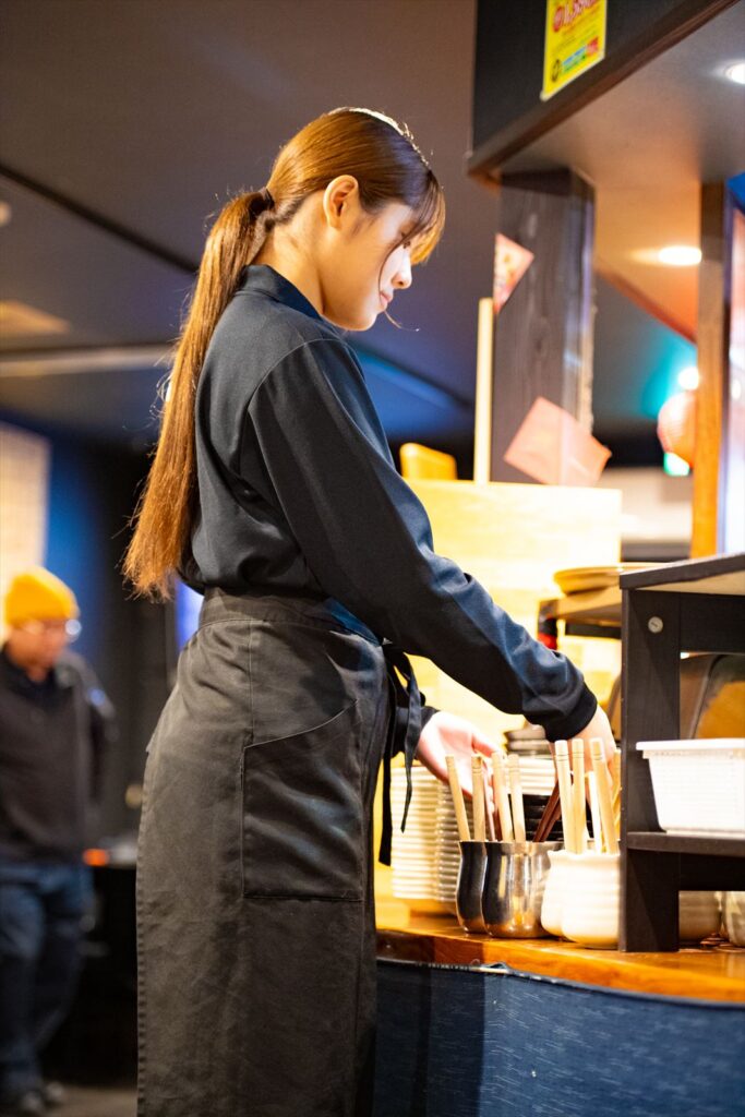 写真撮影 もつ宗 料理、人