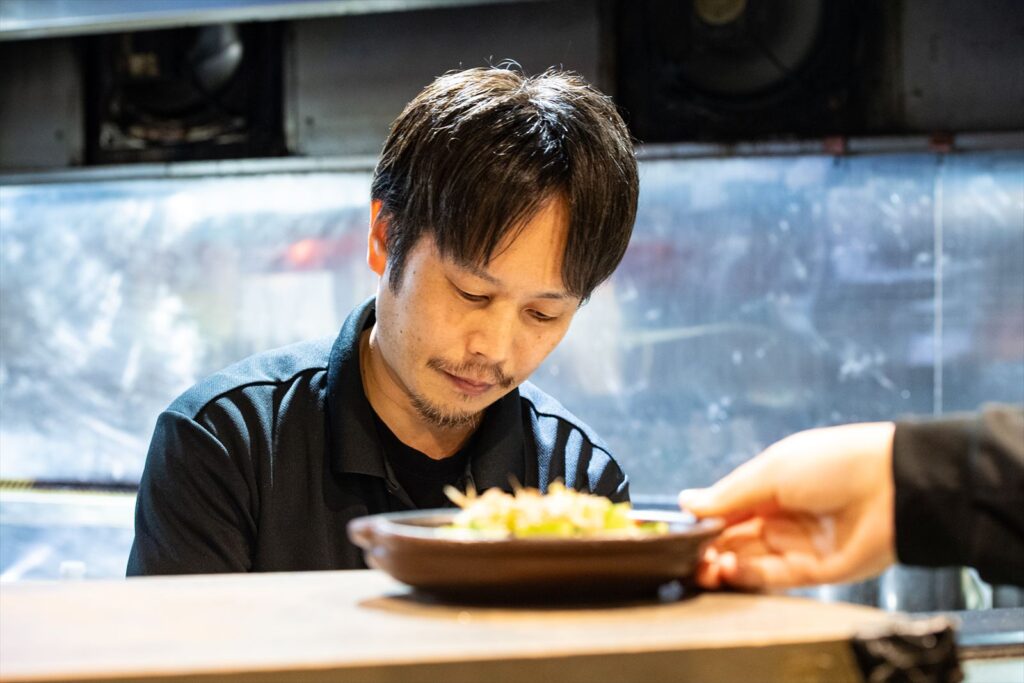 写真撮影 もつ宗 料理、人