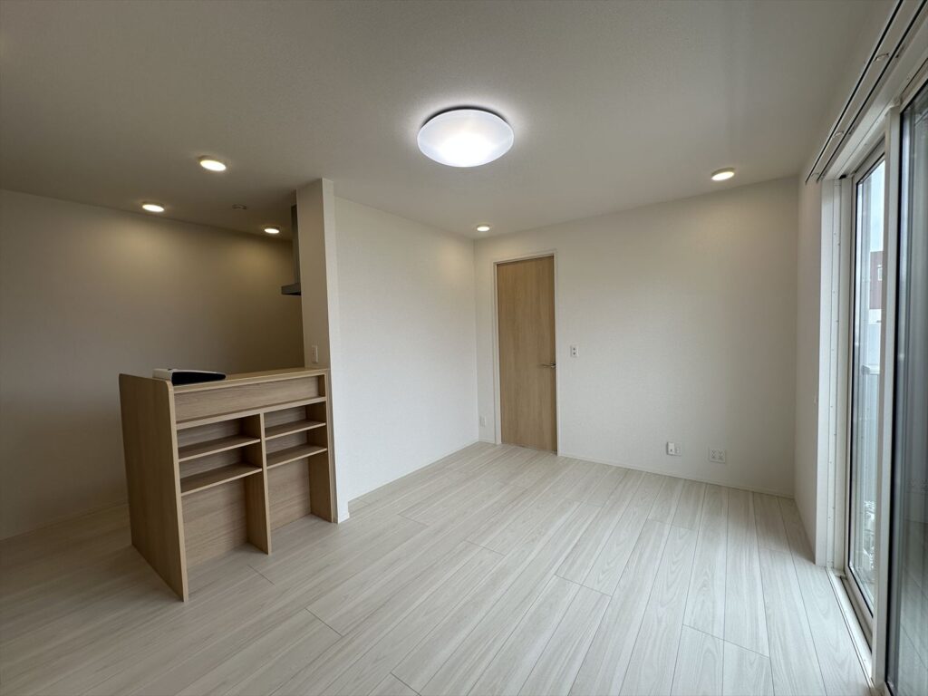 不動産管理_物件紹介_ソアラ_1階リビングキッチン