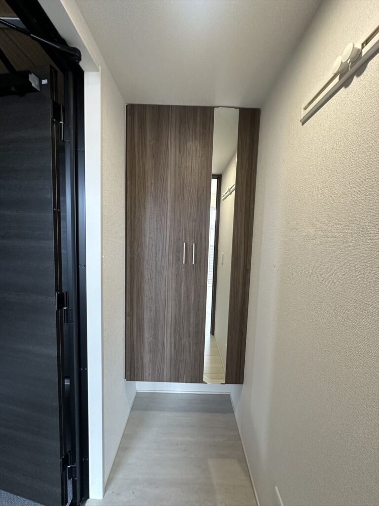 不動産管理_物件紹介_ソアラ_2階玄関