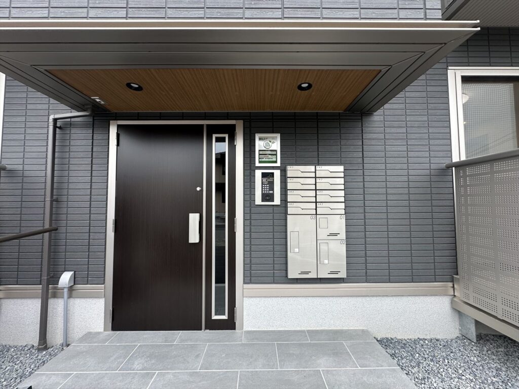 不動産管理_物件紹介_ソアラ玄関