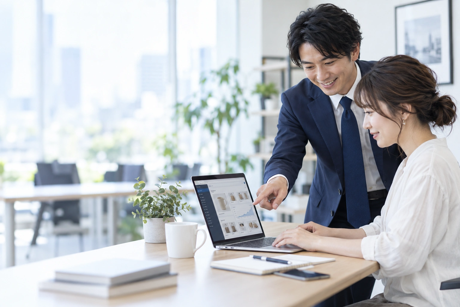 講師と一緒にサイトの操作を学ぶイメージ